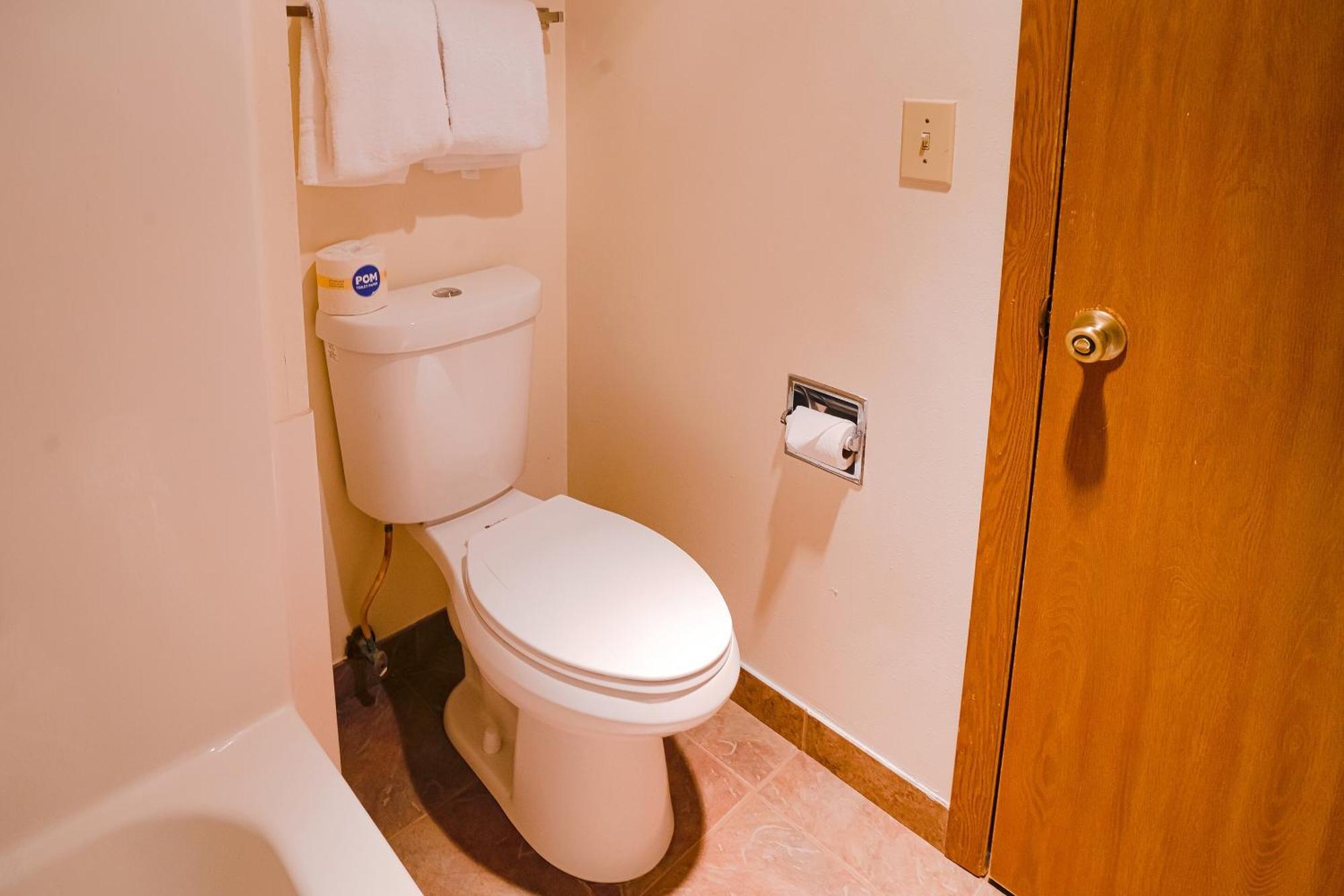 Oyo Hotel Redwood Falls Near Jackpot Casino Экстерьер фото