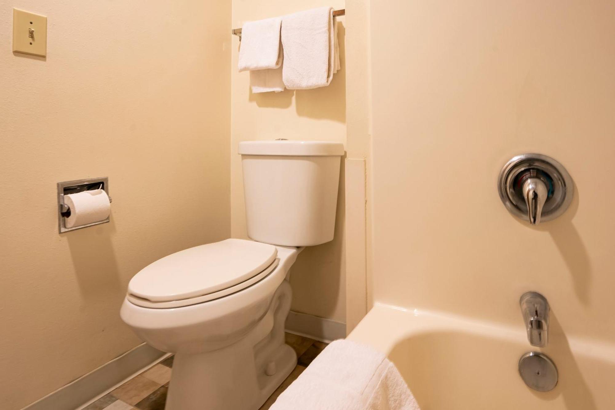 Oyo Hotel Redwood Falls Near Jackpot Casino Экстерьер фото