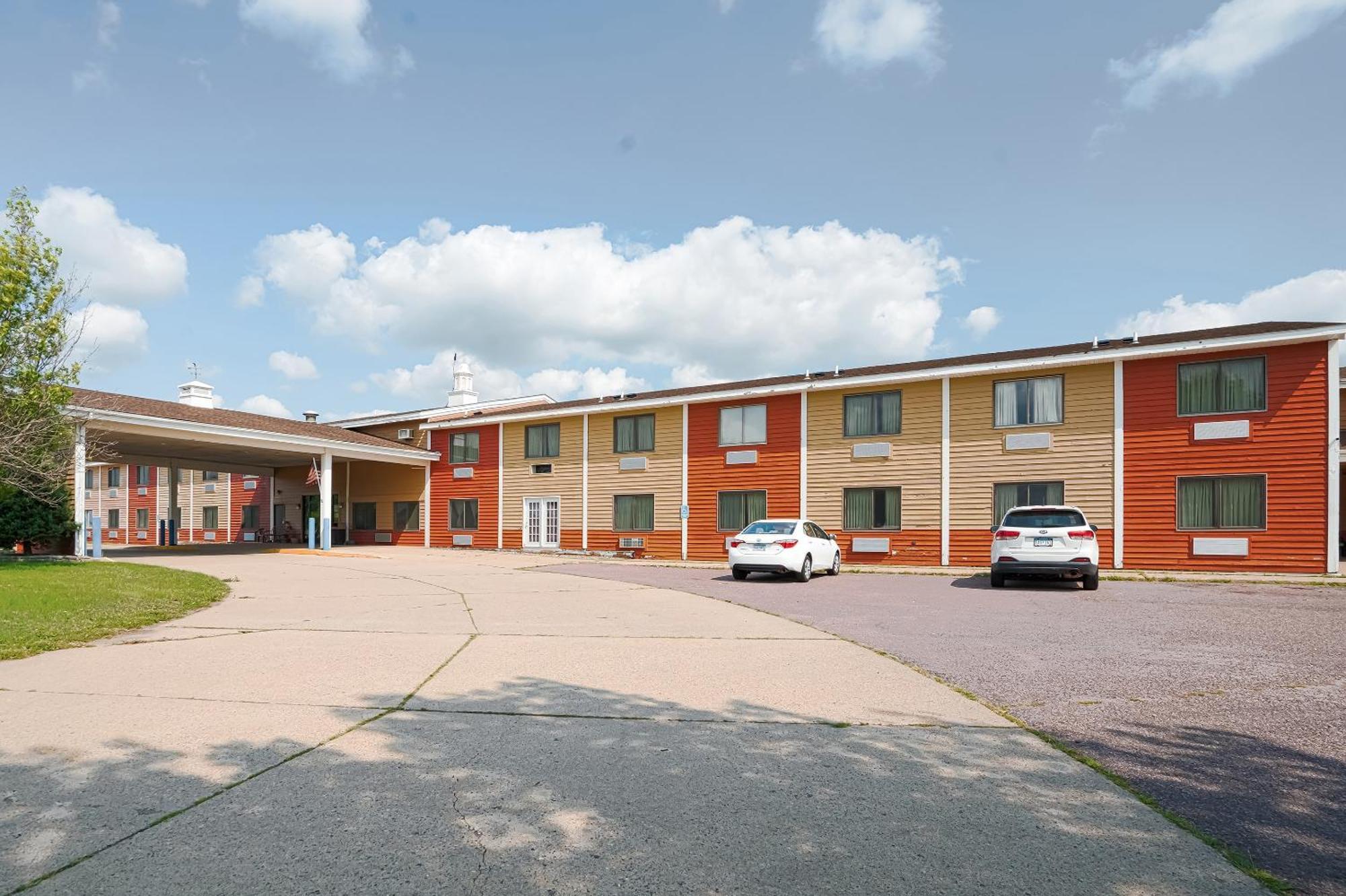 Oyo Hotel Redwood Falls Near Jackpot Casino Экстерьер фото