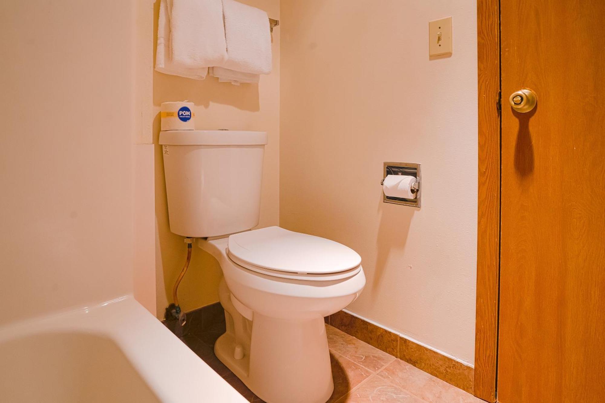 Oyo Hotel Redwood Falls Near Jackpot Casino Экстерьер фото